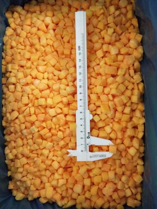 IQF Organic Yellow Peach Dices Bulk Packaged Frozen Fruits Water Pulp Whole Cubes and Halves Sweet Taste Preserved 2