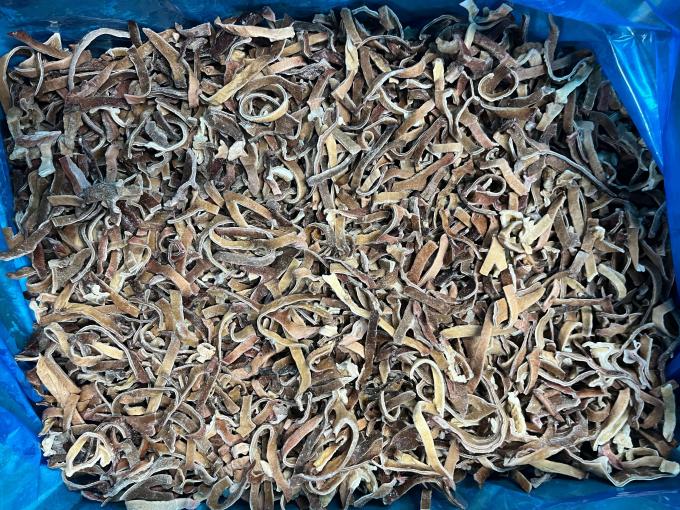 Sinocharm New Season BRC a Certified W 4-6mm Fresh Frozen Mushrooms IQF Black Fungus Strips 1