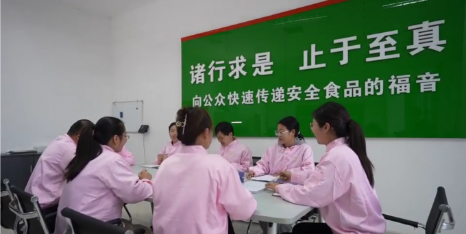 High Quality Frozen Boneless Chicken Breast Export Ready In Bulk Packaging 7